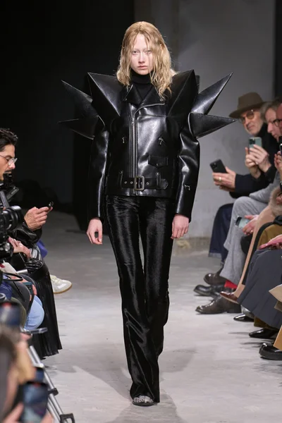 Look 5